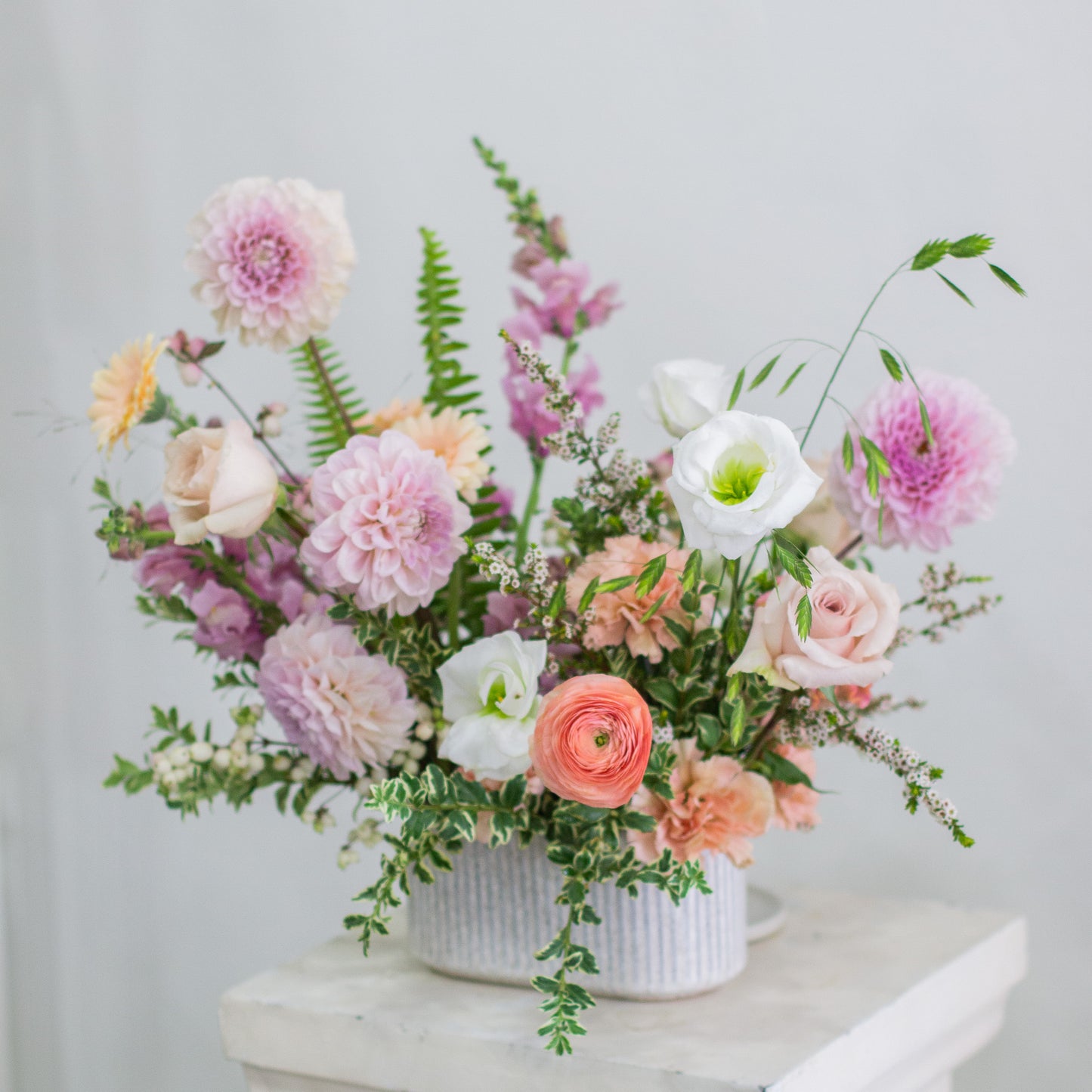 Grand Signature Vase
