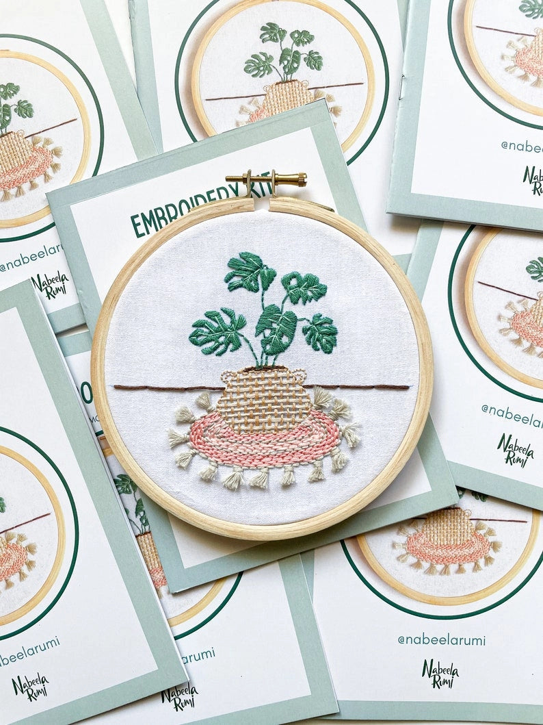 Monstera- Embroidery Kit