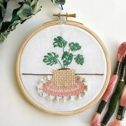 Monstera- Embroidery Kit