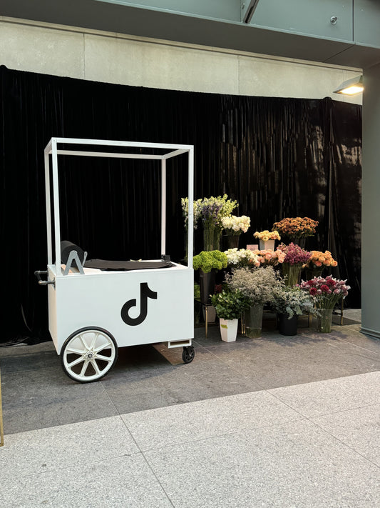 The Flower Cart Rental Package