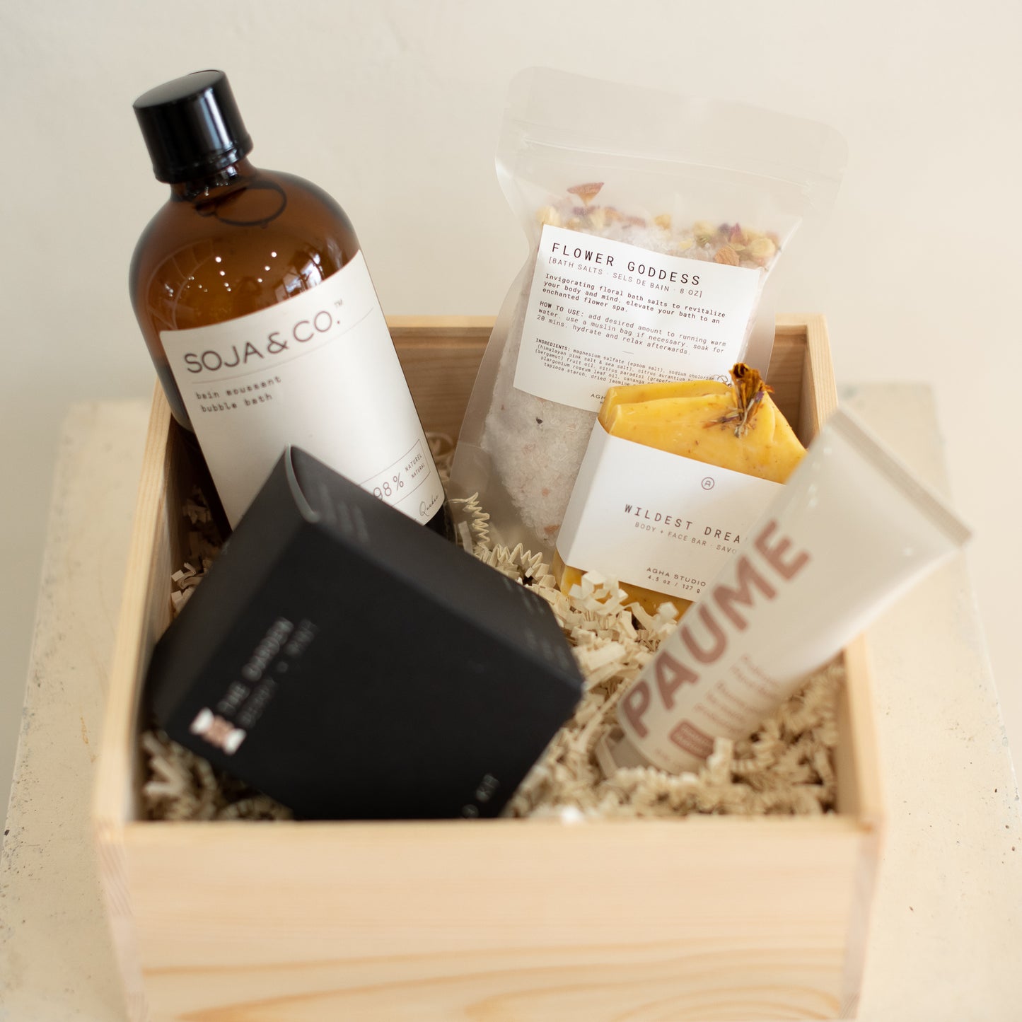 Canadian-Made Curated Gift Box