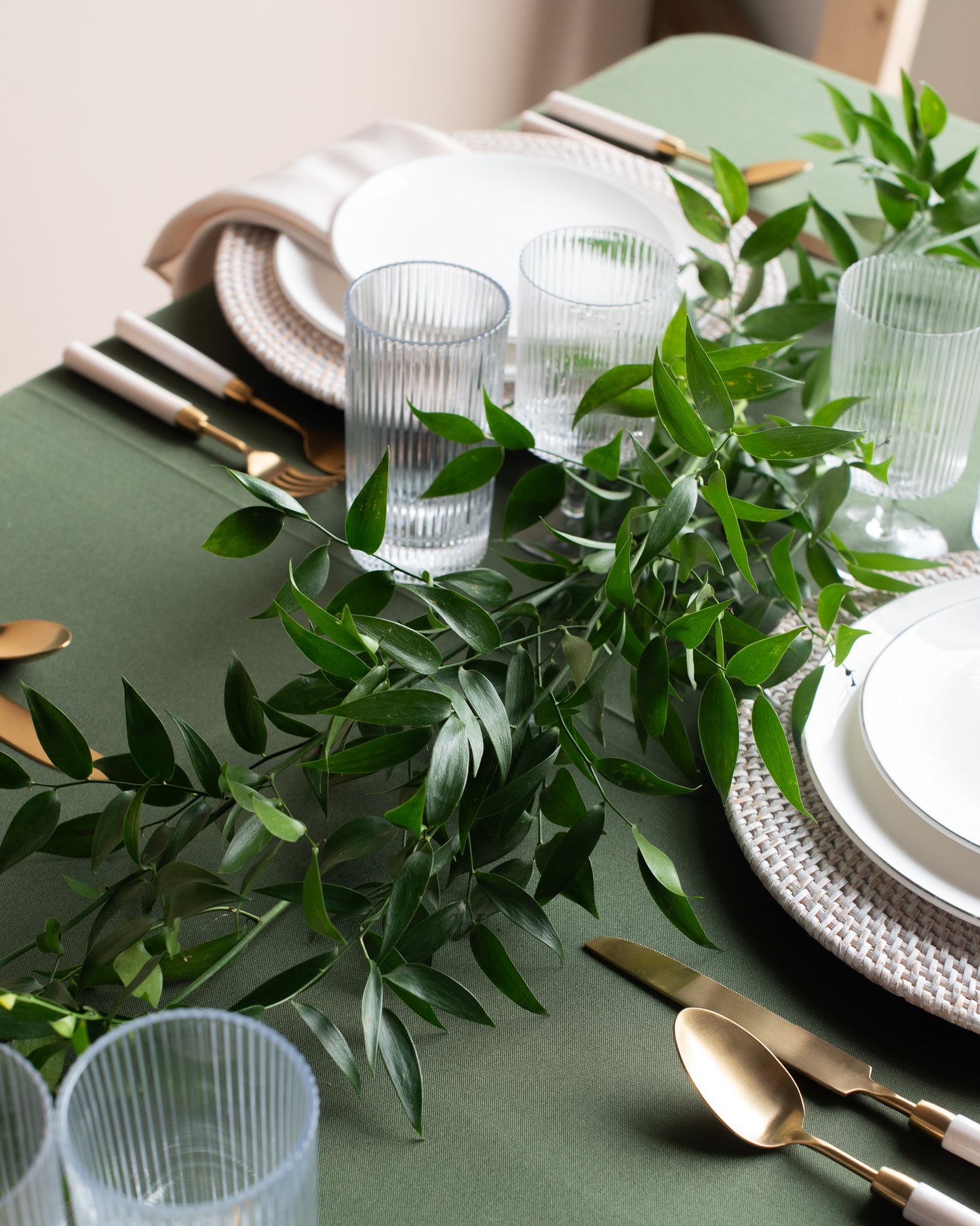 Foliage Garland - Wispy