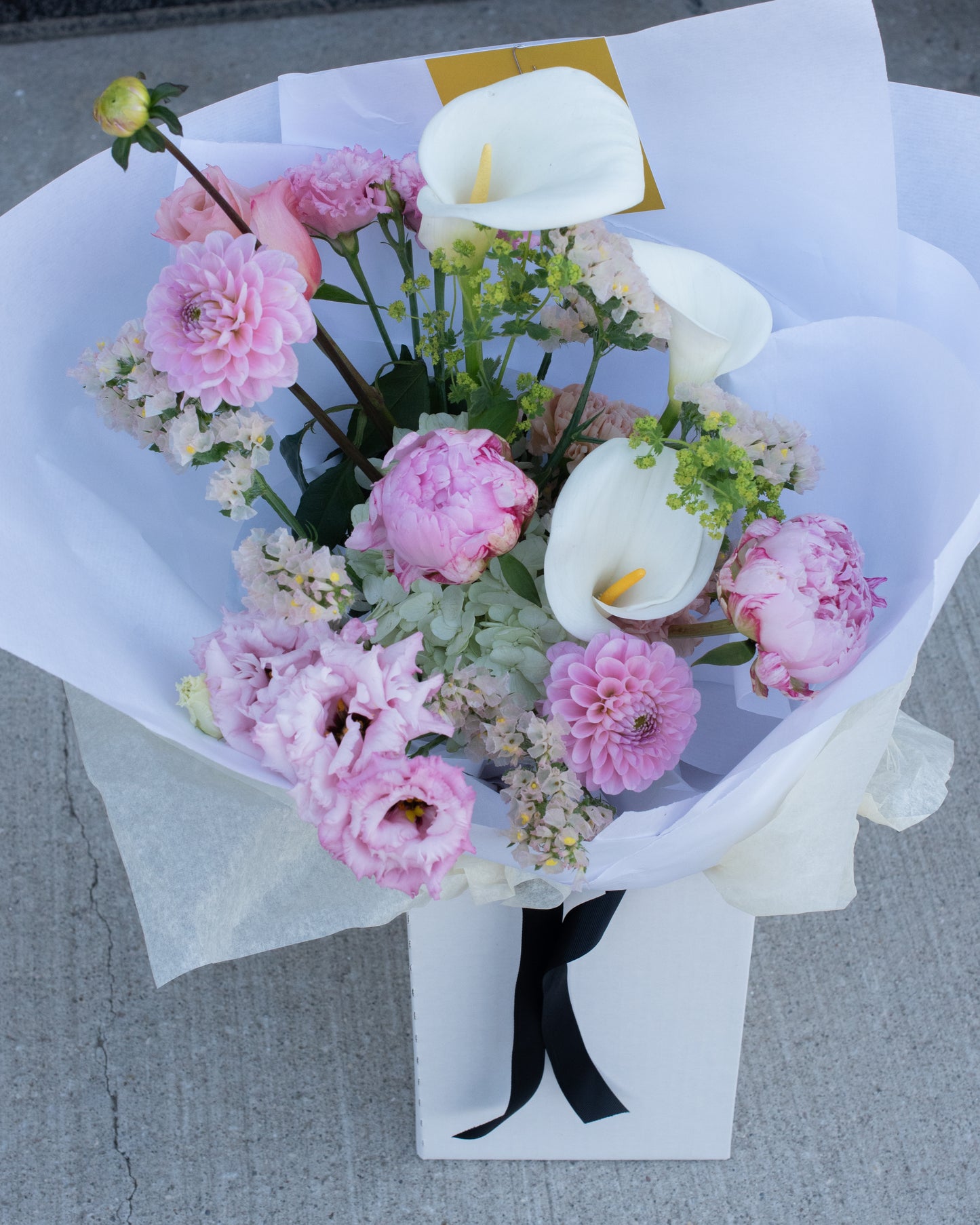 Medium Hand-Tied Flowers
